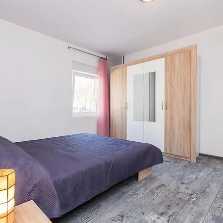 Apartment Lemmy *
